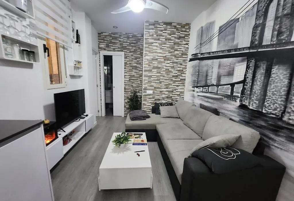 Embajadores, apartamento moderno y céntrico para 4-1